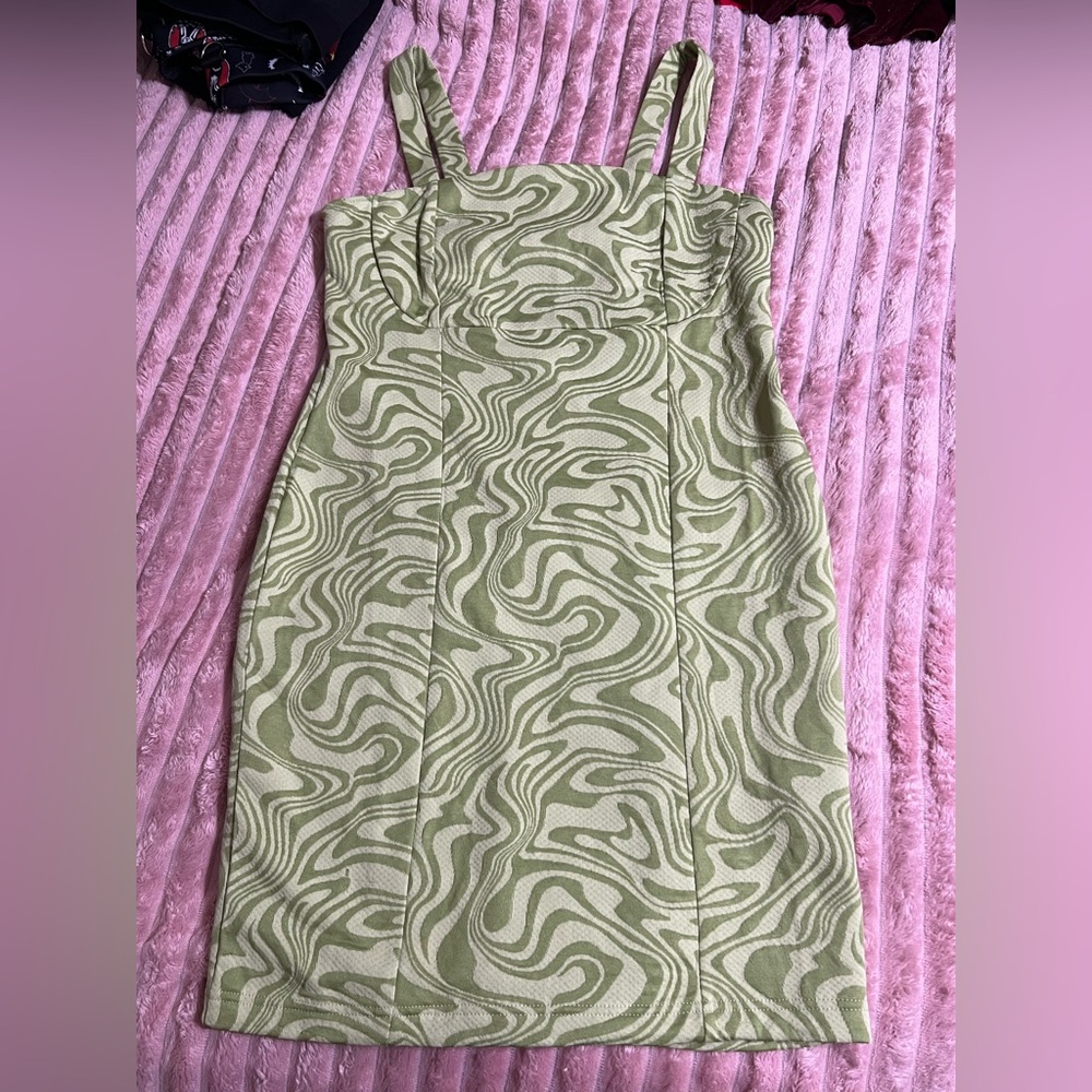 Forever 21 Strapless Green and Cream Dress